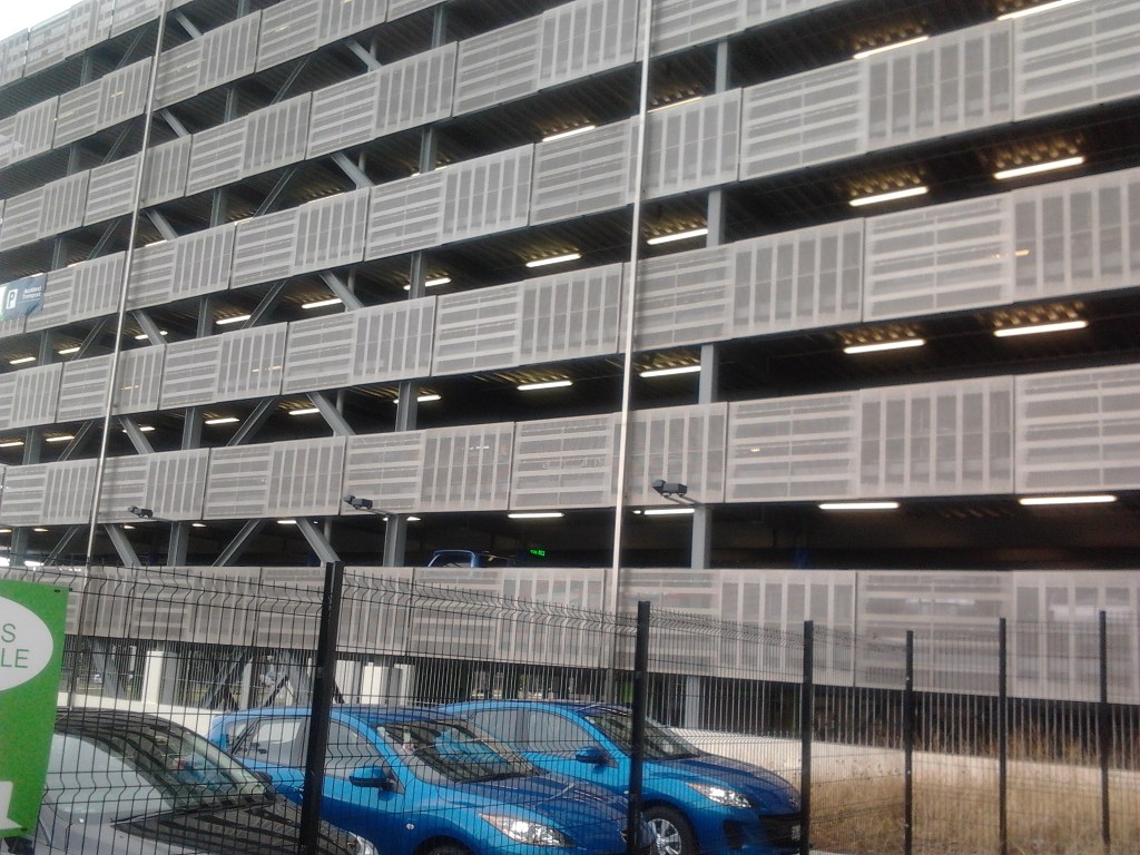 The AT Ronwood Avenue - Manukau Parking Building