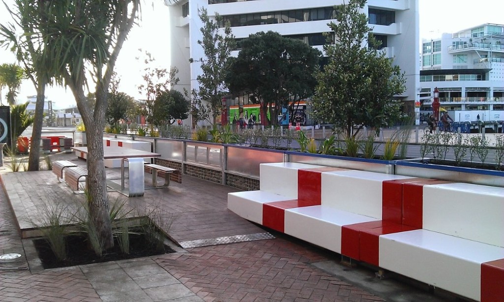 Pocket park being trialled on Quay Street. Credit: Auckland Council