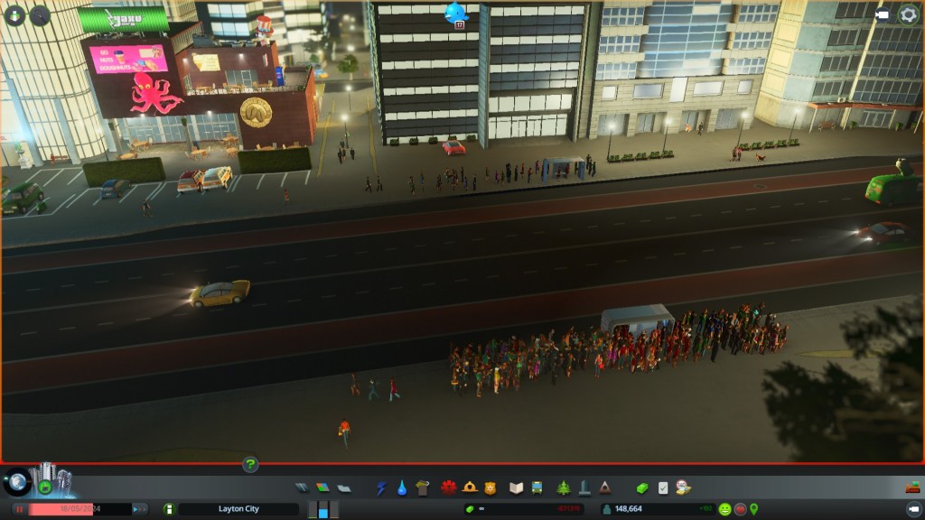 The Arcade continues. Yes that is a busy bus stop. Buses either carry 30 or 115 passengers depending on which one the depot dispatched